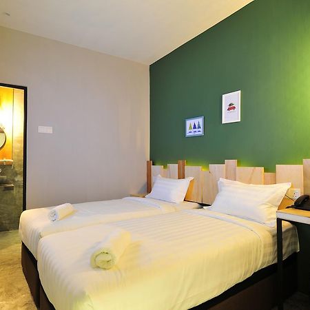 Finess Basic Hotel Malacca エクステリア 写真