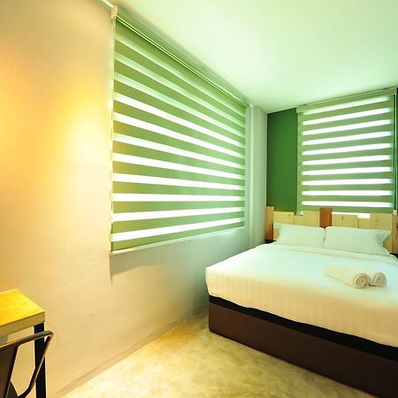 Finess Basic Hotel Malacca エクステリア 写真